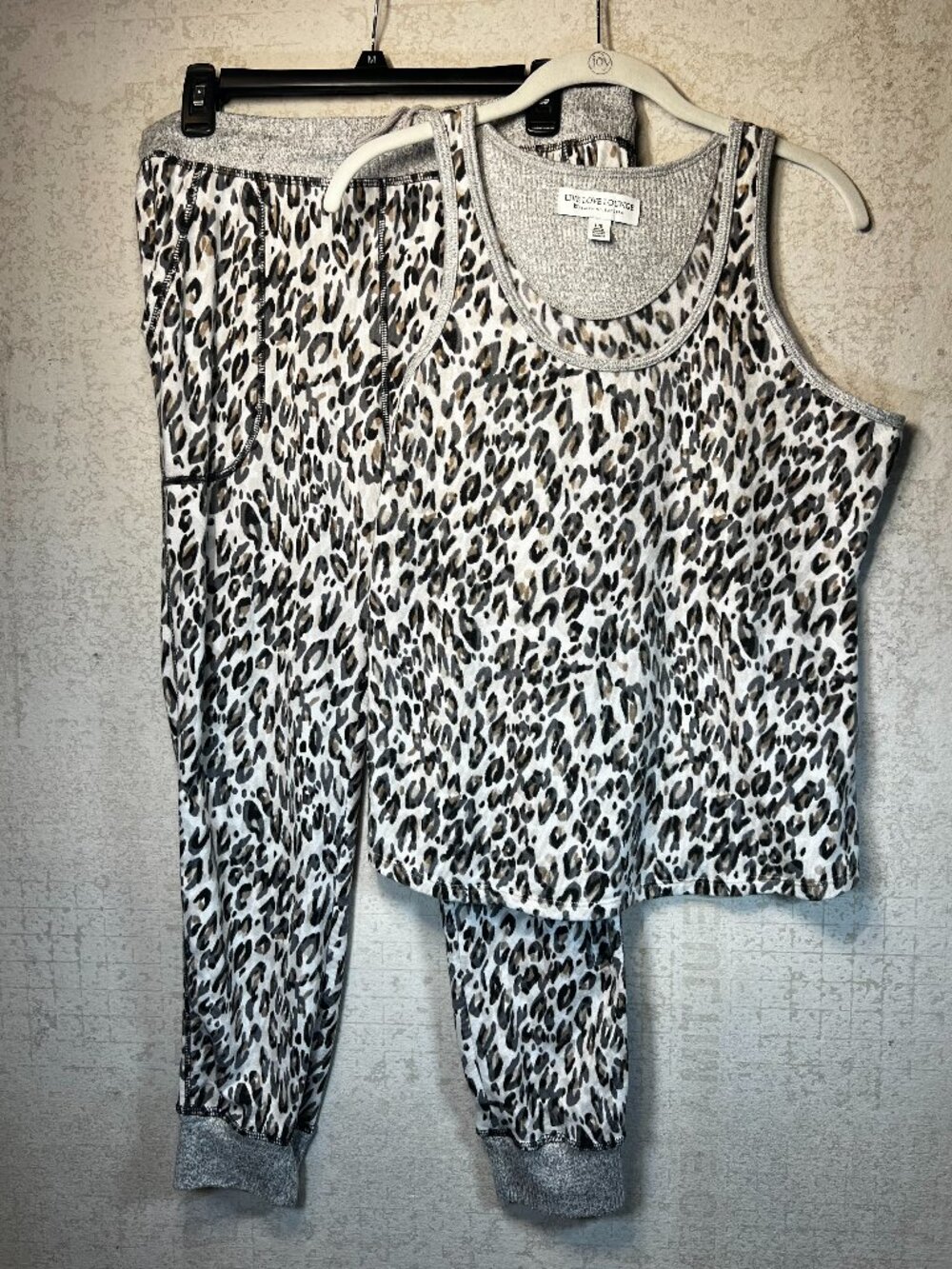 live love lounge karen neuburger 3-piece cheetah print loungewear size L